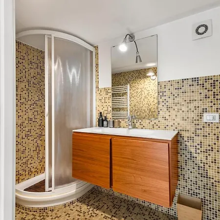 Elisabeth S Loft Milão